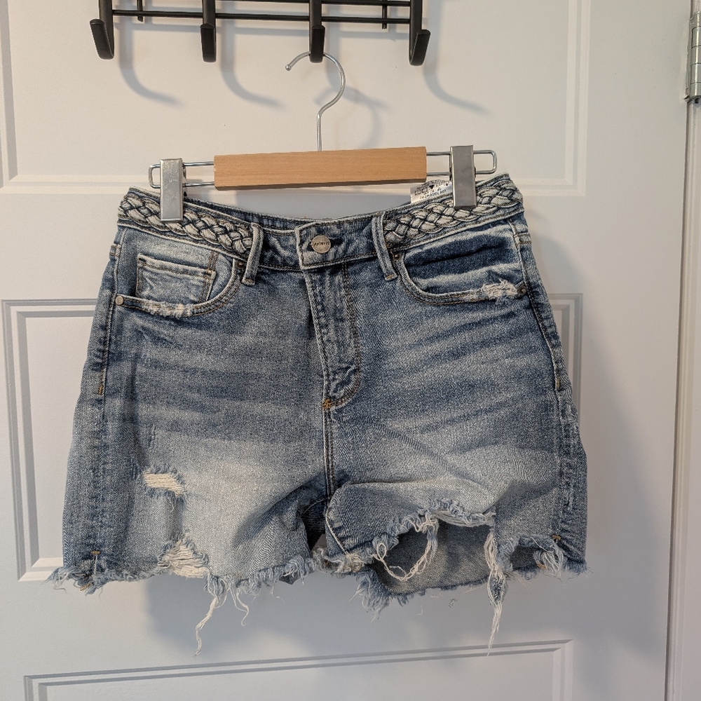 Driftwood/Distressed Denim Shorts Sz 27